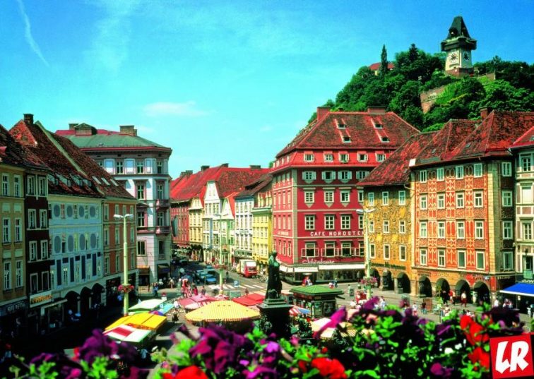 В Австрии будут поэтапно снимать ограничения в общественной жизни