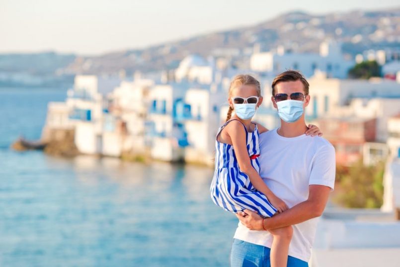 Греция вводит ограничения на новогодние праздники