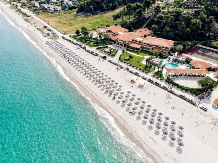 🌊 Vacanța de vis în Grecia – Halkidiki! 🌊 ✨ Plaje aurii, mare cristalină și relaxare de 5 stele! ✨