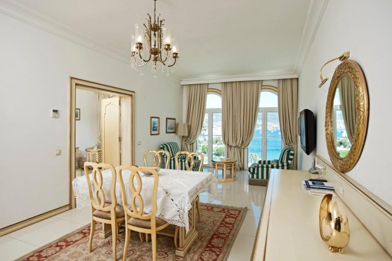 🔥DOAR ASTĂZI OFERTĂ FIERBINTE🔥✨ Escapadă romantică în Bodrum – 03.05.2025 ✨ Doar 548€ 💙🌊🧳