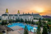 ❤️‍🔥Delphin Diva Premiere – Unde vacanța devine artă❤️‍🔥