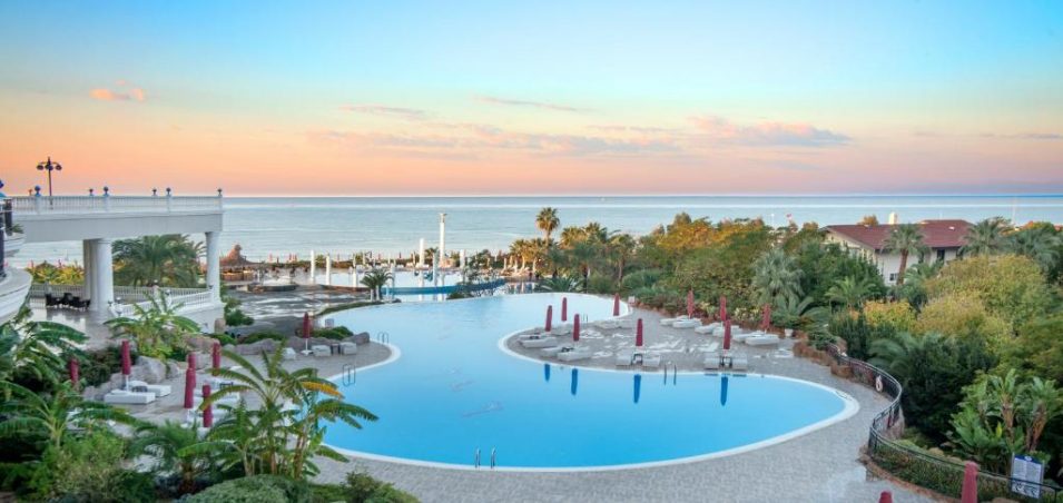 ☀️ Vacanță de vis la Starlight Resort Hotel 5⭐ 10.05/610  €