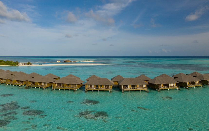 INSULELE  MALDIVE  ! ZBOR DIN CHISINAU